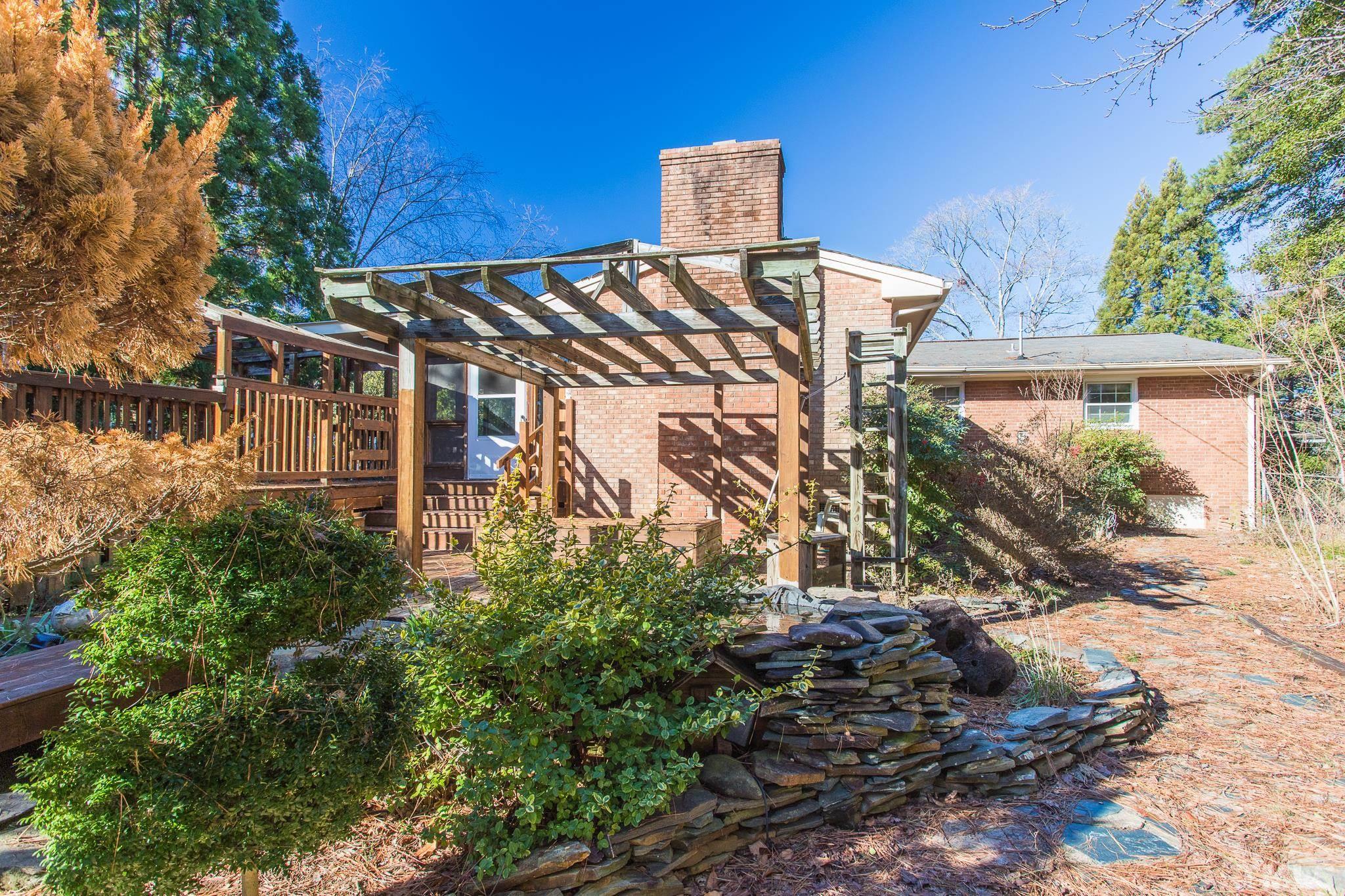 6212 Sandy Forks Road Raleigh, NC 27615 - Photo 8 of 32 Gallery Image 8