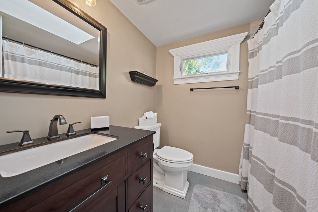 28 Riverside Circle Marshfield, MA 02050 - Photo 14 of 38