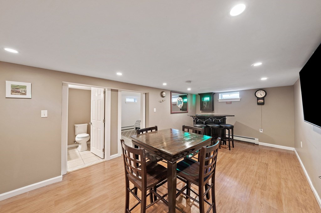 28 Riverside Circle Marshfield, MA 02050 - Photo 17 of 38