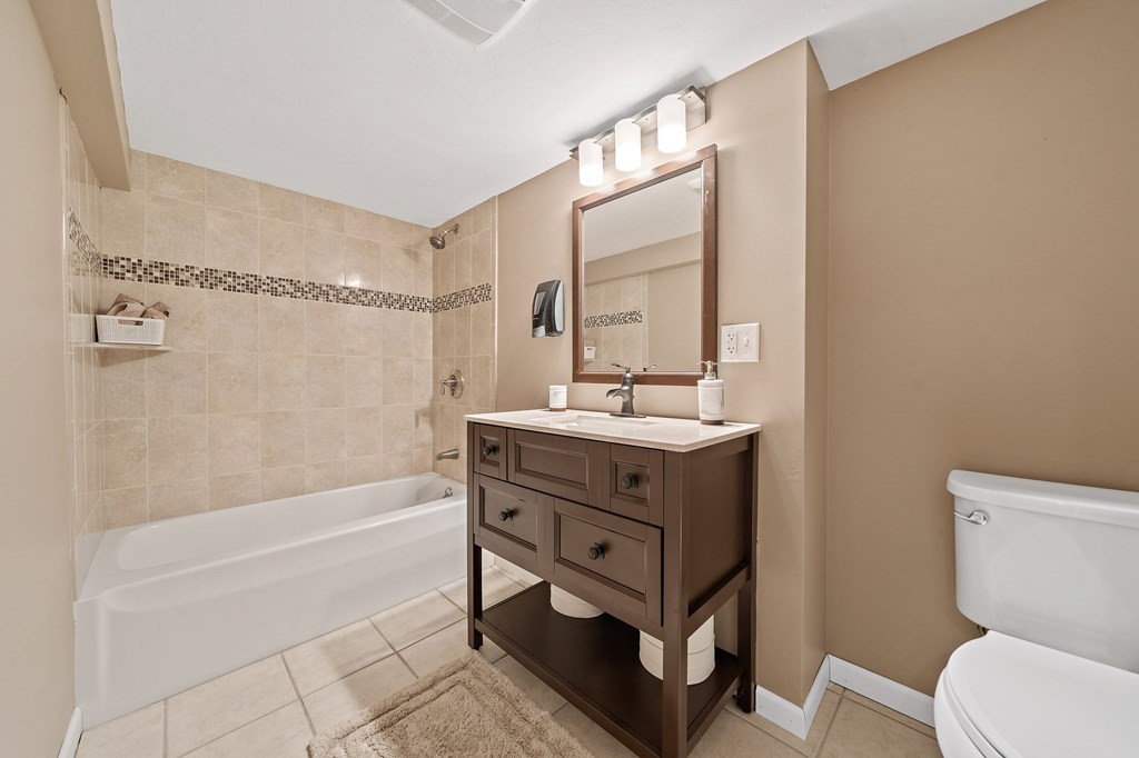 28 Riverside Circle Marshfield, MA 02050 - Photo 20 of 38