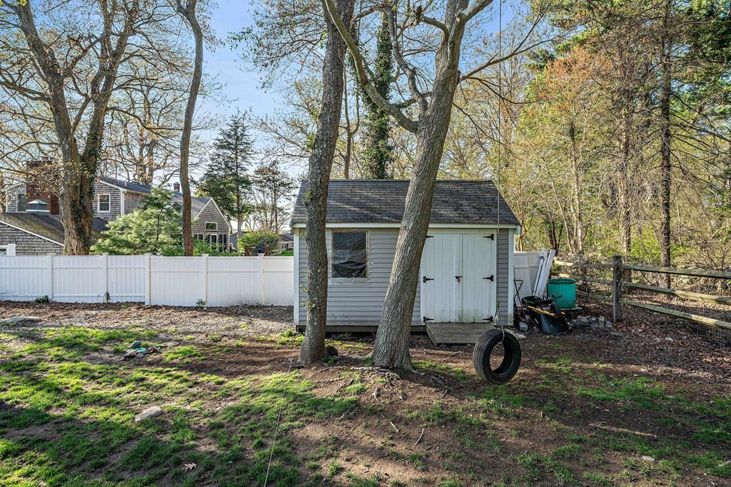 28 Riverside Circle Marshfield, MA 02050 - Photo 24 of 38