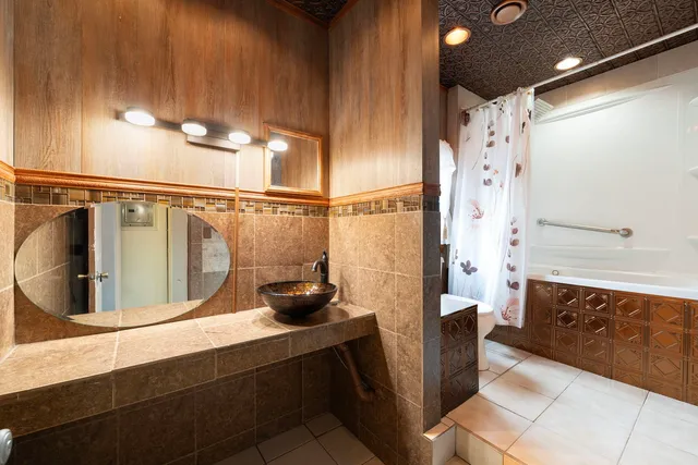 $348,000 | 3518 North Oleander Avenue, Chicago, IL 60634