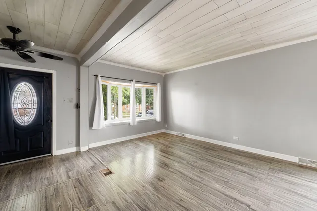 $348,000 | 3518 North Oleander Avenue, Chicago, IL 60634