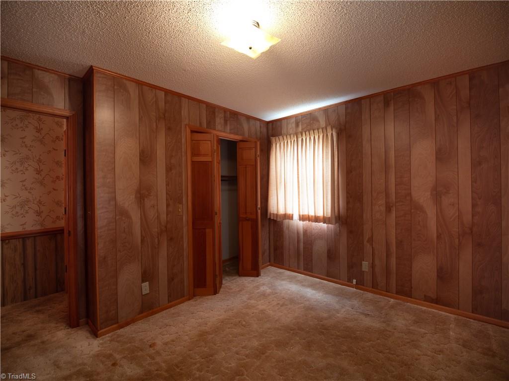 181 Layell Road Elkin, NC 28621 - Photo 18 of 33