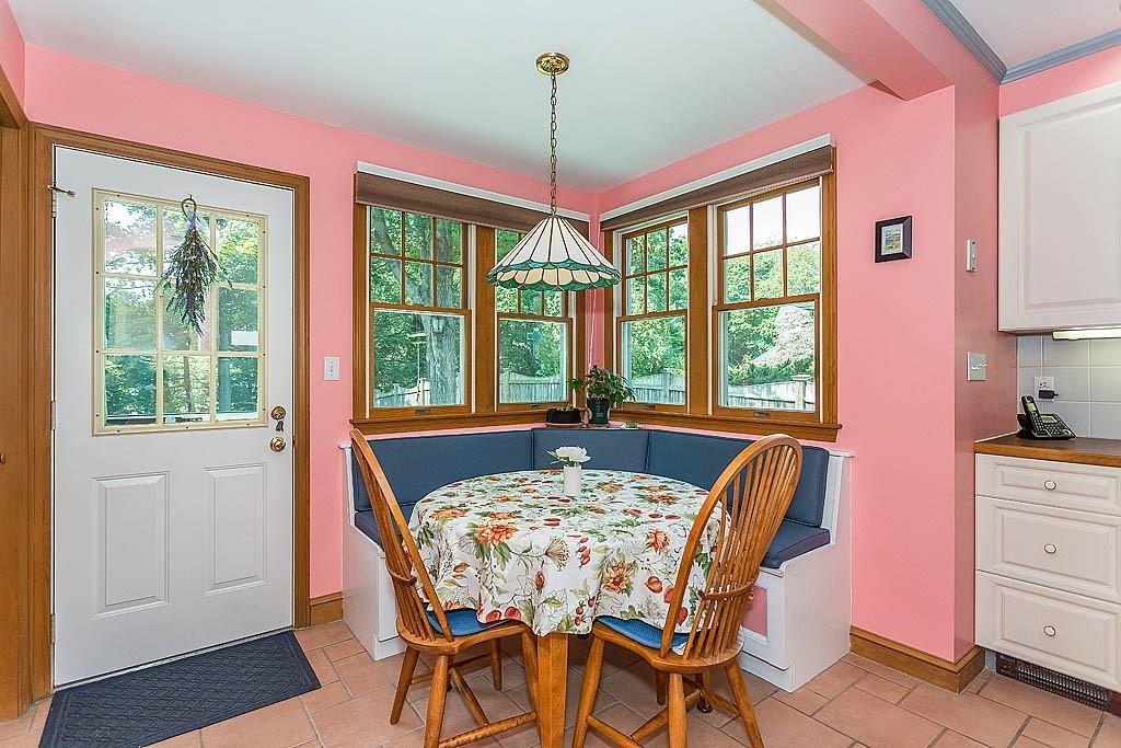 48 Woodside Road Winchester, MA 01890 - Photo 17 of 38 Gallery Image 17