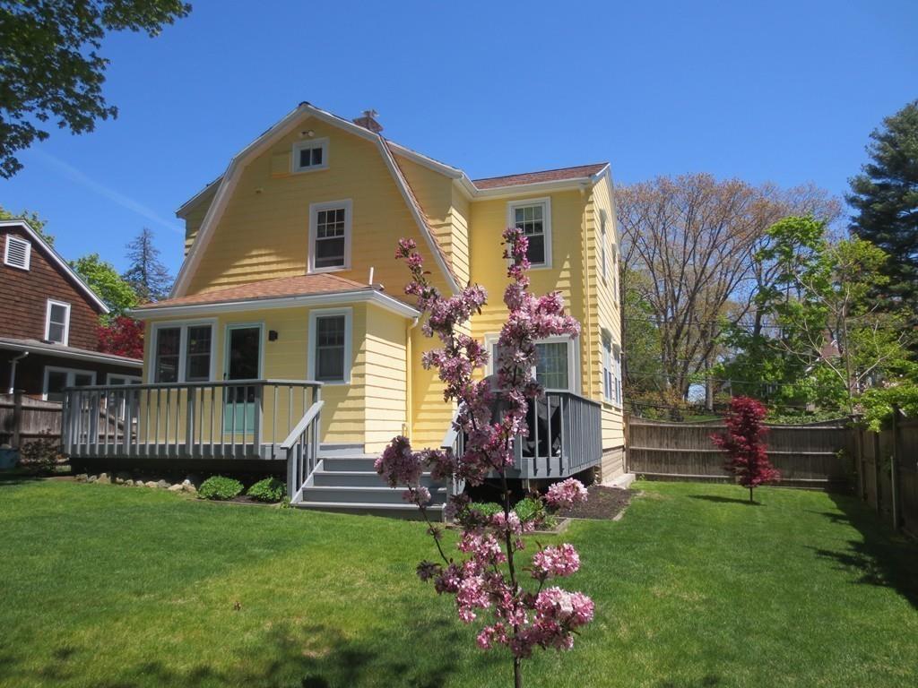 48 Woodside Road Winchester, MA 01890 - Photo 3 of 38 Gallery Image 3
