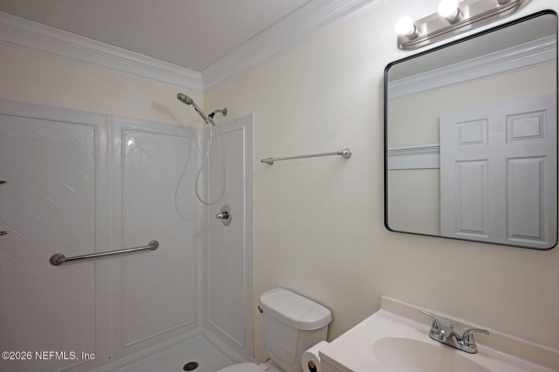 430 Southwest Jasmine Avenue Keystone Heights, FL 32656 - Photo 29 of 37 a bathroom with a shower a toilet and sink