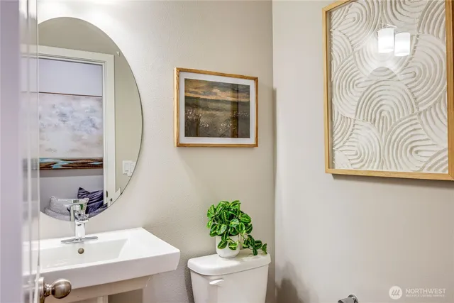 $572,950 | 266 Northeast Shadowhawk Lane, Bremerton, WA 98311