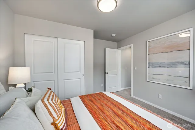 $572,950 | 266 Northeast Shadowhawk Lane, Bremerton, WA 98311