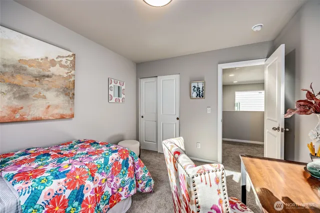 $572,950 | 266 Northeast Shadowhawk Lane, Bremerton, WA 98311