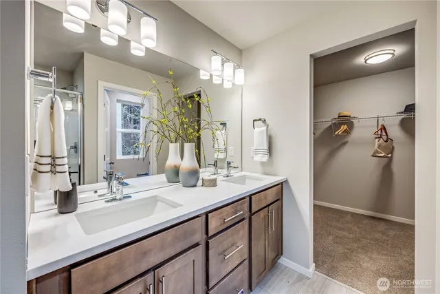 $572,950 | 266 Northeast Shadowhawk Lane, Bremerton, WA 98311