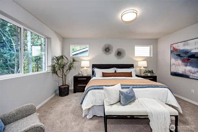 $572,950 | 266 Northeast Shadowhawk Lane, Bremerton, WA 98311