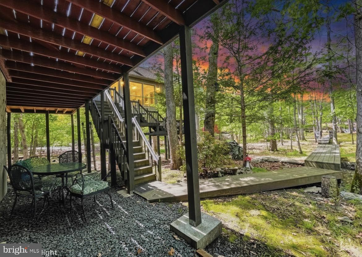 275 Canterbury Road Bushkill, PA 18324 - Photo 11 of 93 Gallery Image 11