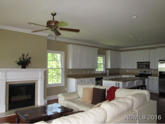 1129 Bennett Road, Unit 5B Minnesott Beach, NC 28510 - Photo 8 of 36 Living Room 3rd Level