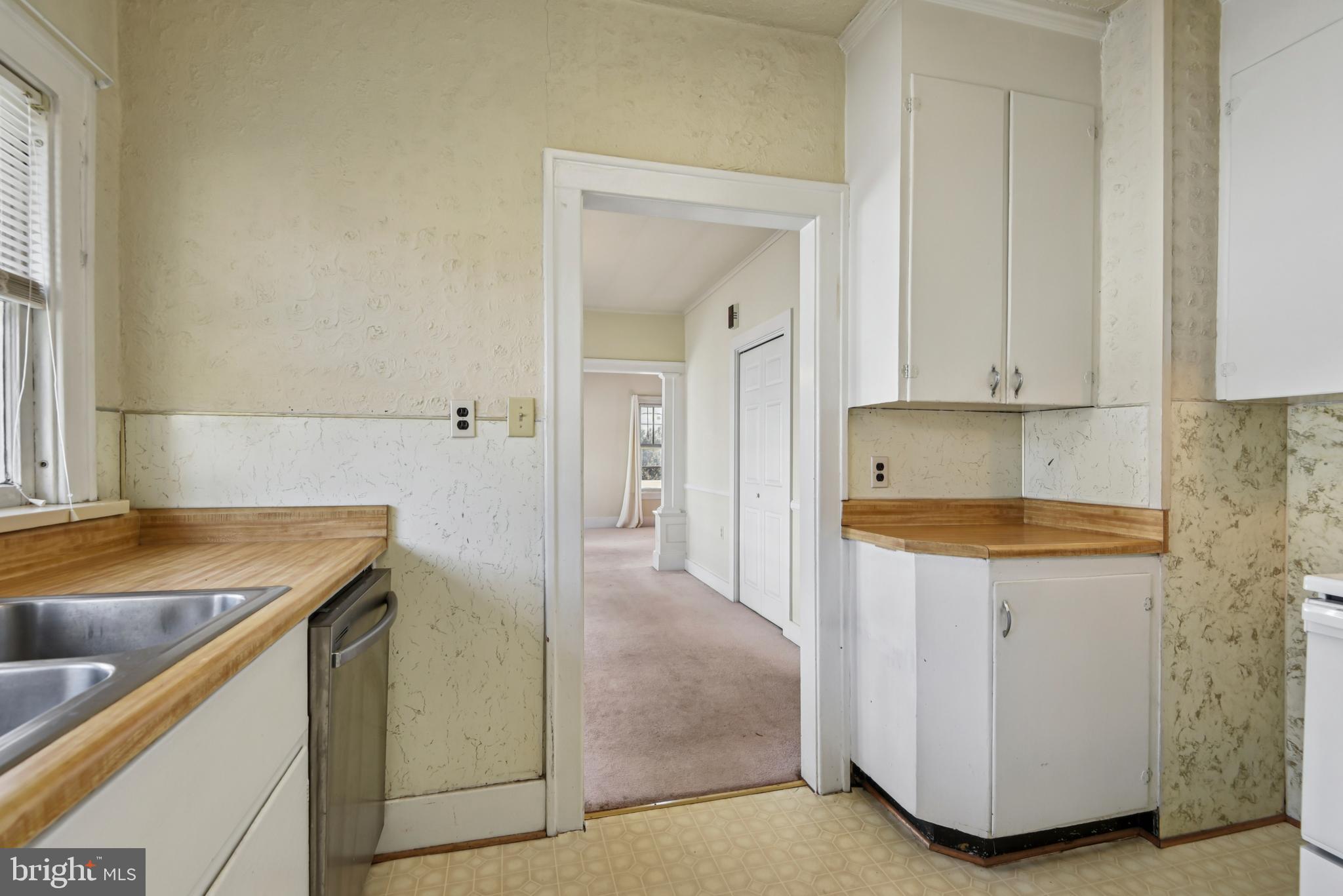 209 Locust Street, Unit C Frederick, MD 21703 - Photo 13 of 34 Kitchen