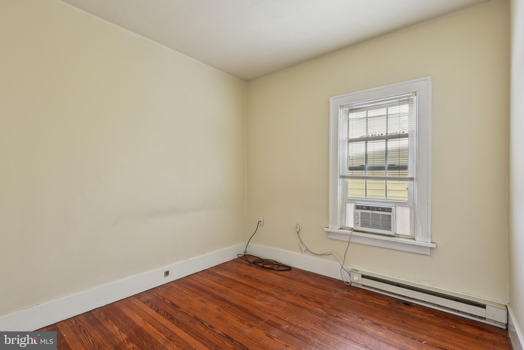 209 Locust Street, Unit C Frederick, MD 21703 - Photo 15 of 34 Bedroom 1