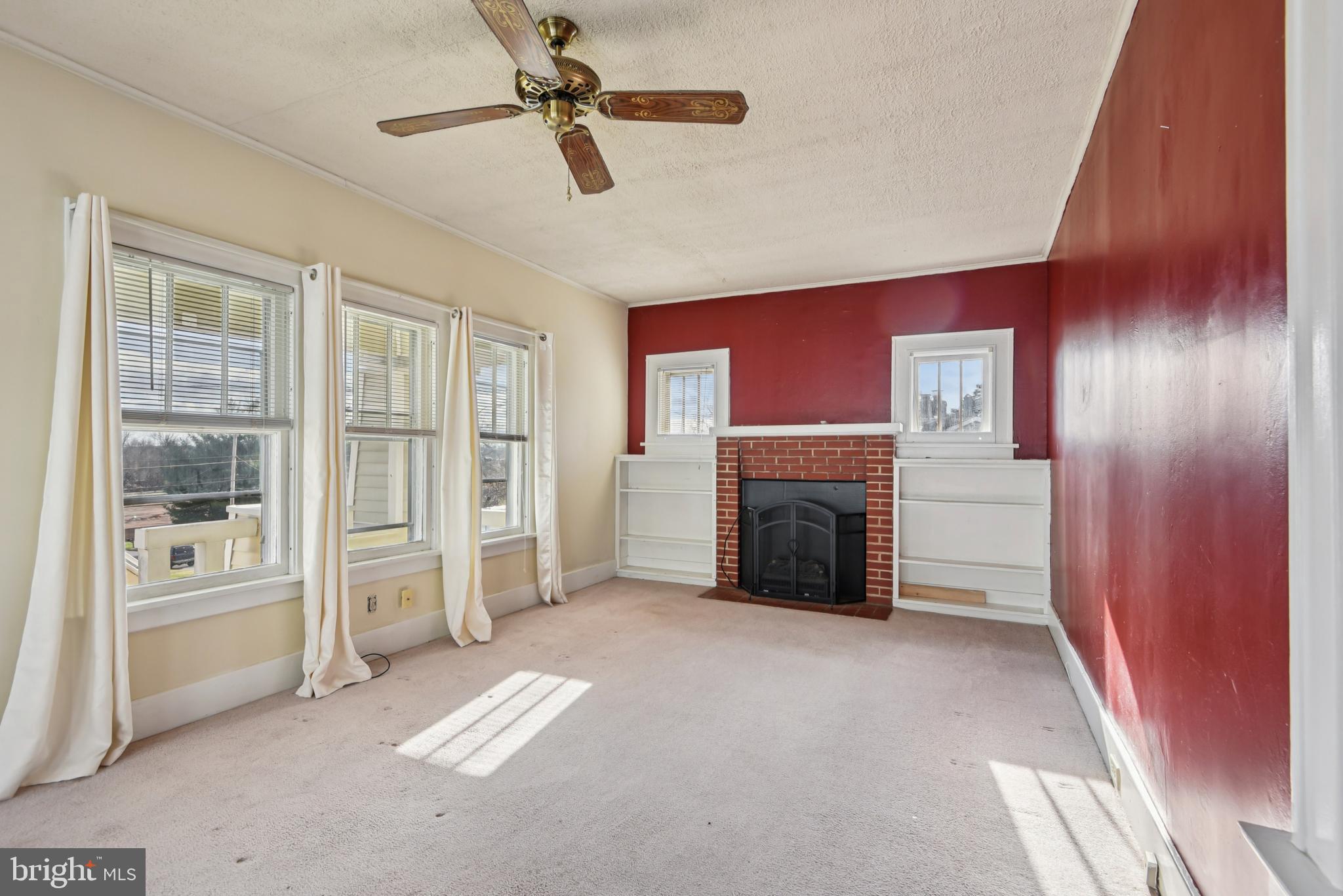 209 Locust Street, Unit C Frederick, MD 21703 - Photo 6 of 34 Living Room