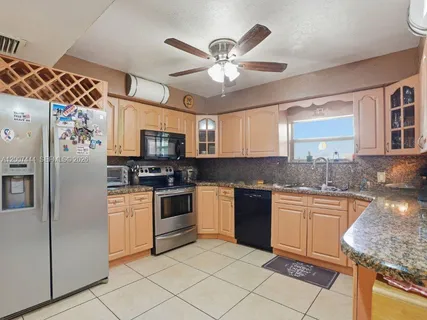 $424,999 | 1110 22nd Avenue Northeast, Naples, FL 34120