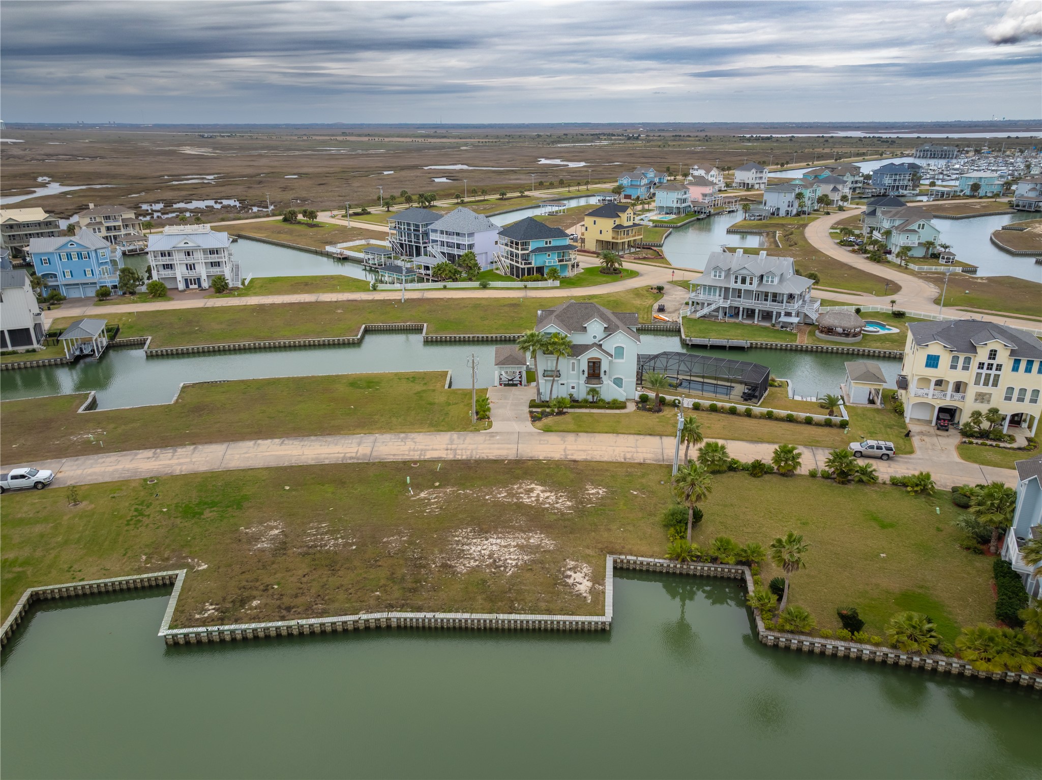 9 Half Moon Hitchcock, TX 77563 - Photo 28 of 39 a view of a city