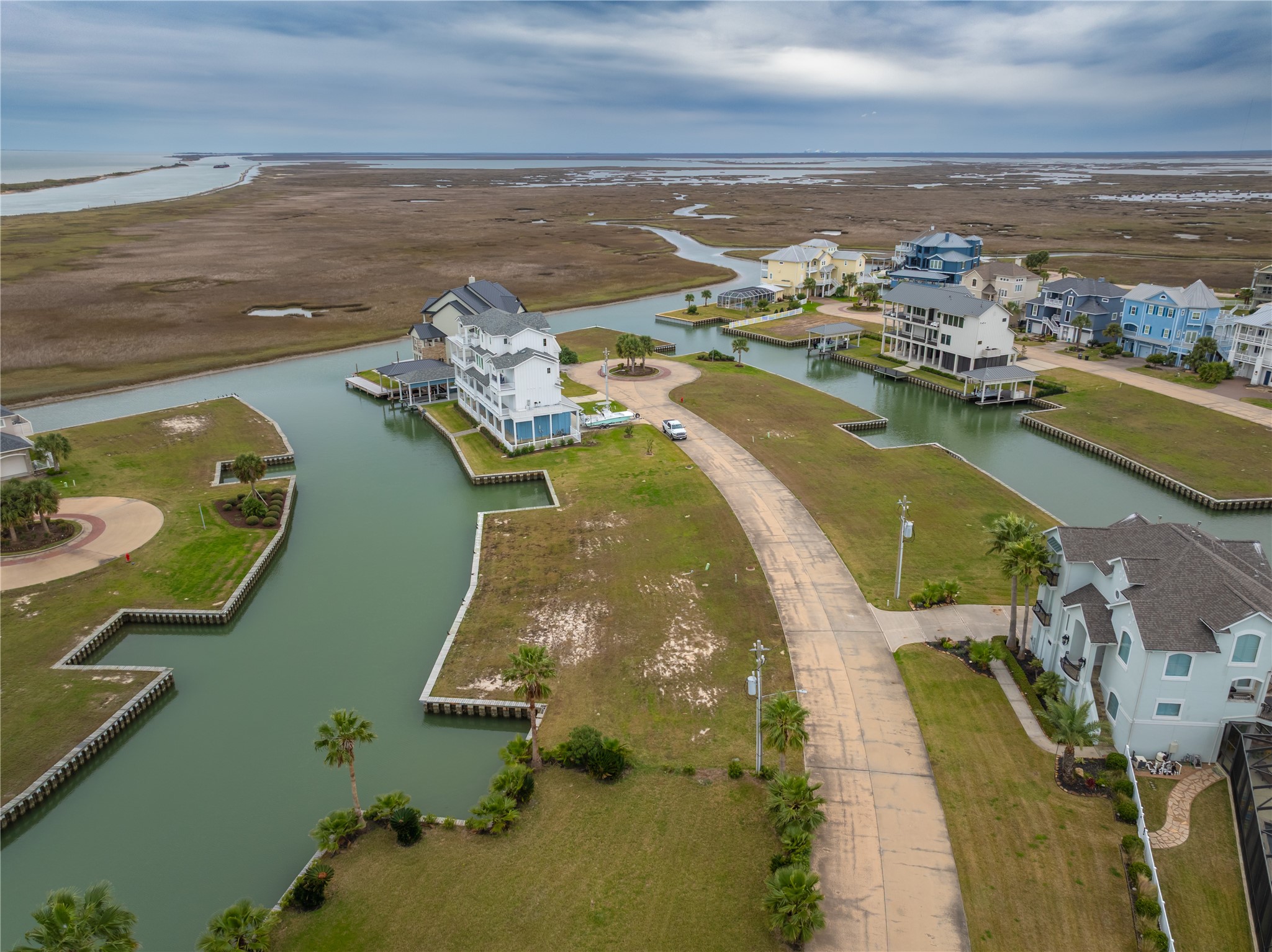 9 Half Moon Hitchcock, TX 77563 - Photo 29 of 39 an aerial view of a house with a lake view