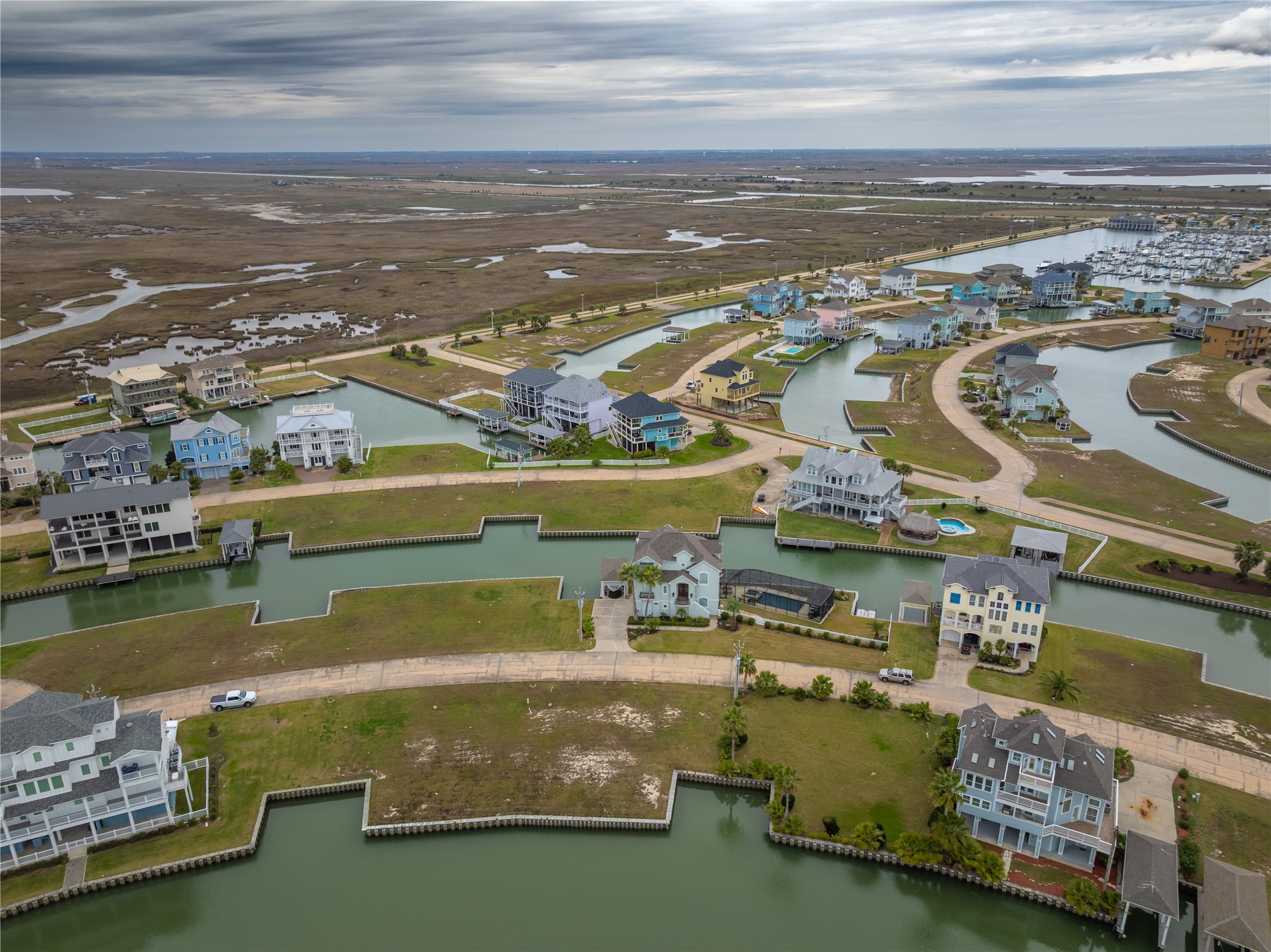 9 Half Moon Hitchcock, TX 77563 - Photo 34 of 39 an aerial view of residential houses with outdoor space