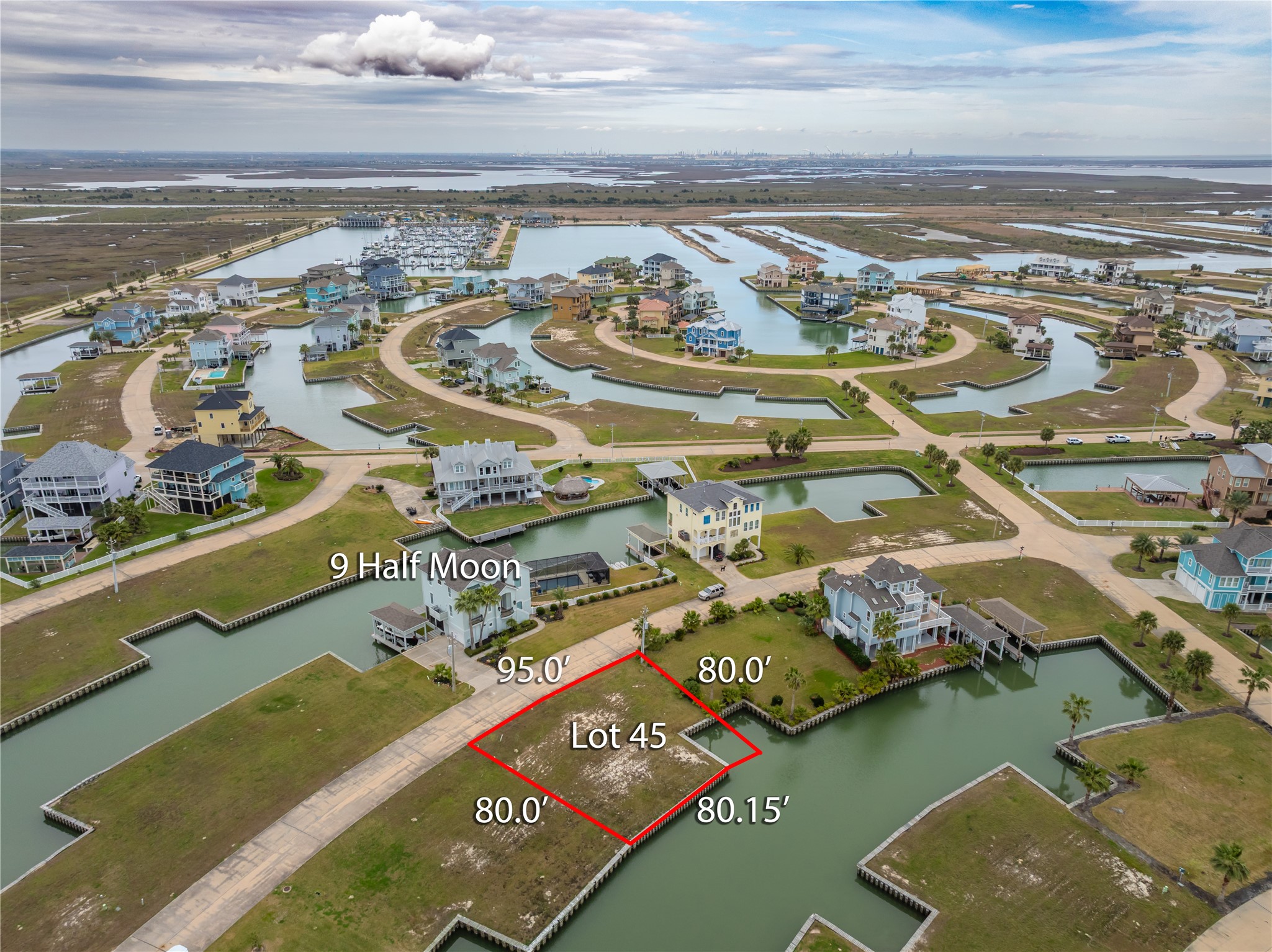 9 Half Moon Hitchcock, TX 77563 - Photo 5 of 39 a view of a city