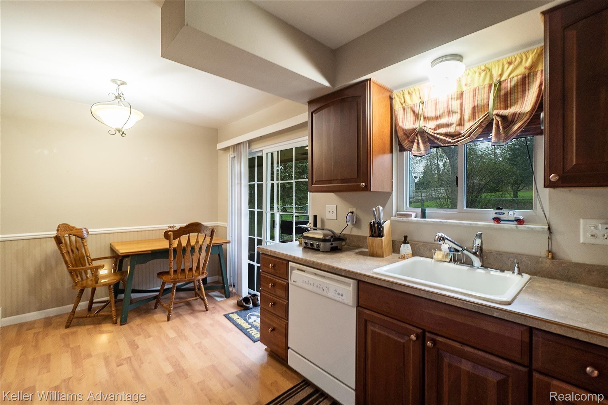 4819 Clarkston Road Clarkston, MI 48348 - Photo 11 of 30 ClarkstonRd_4819_Kitchen 3.jpg