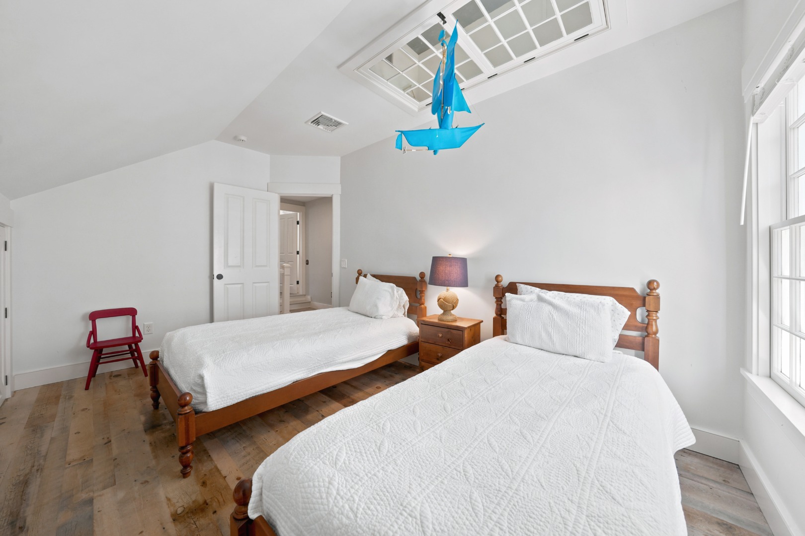 35 Pine Street Nantucket, MA 02554 - Photo 18 of 26