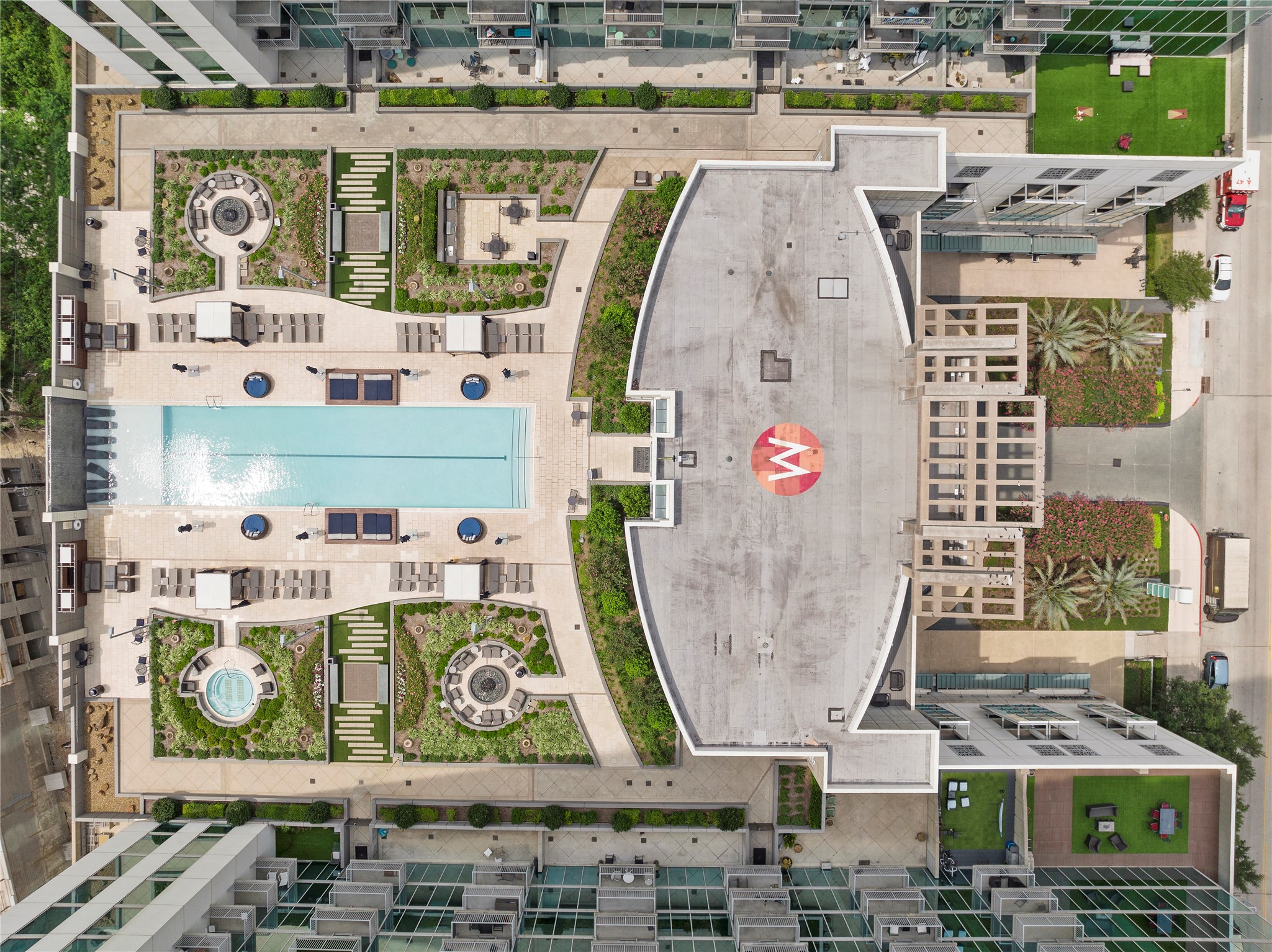 5925 Almeda Road, Unit 12312 Houston, TX 77004 - Photo 15 of 19 view of building with outdoor space