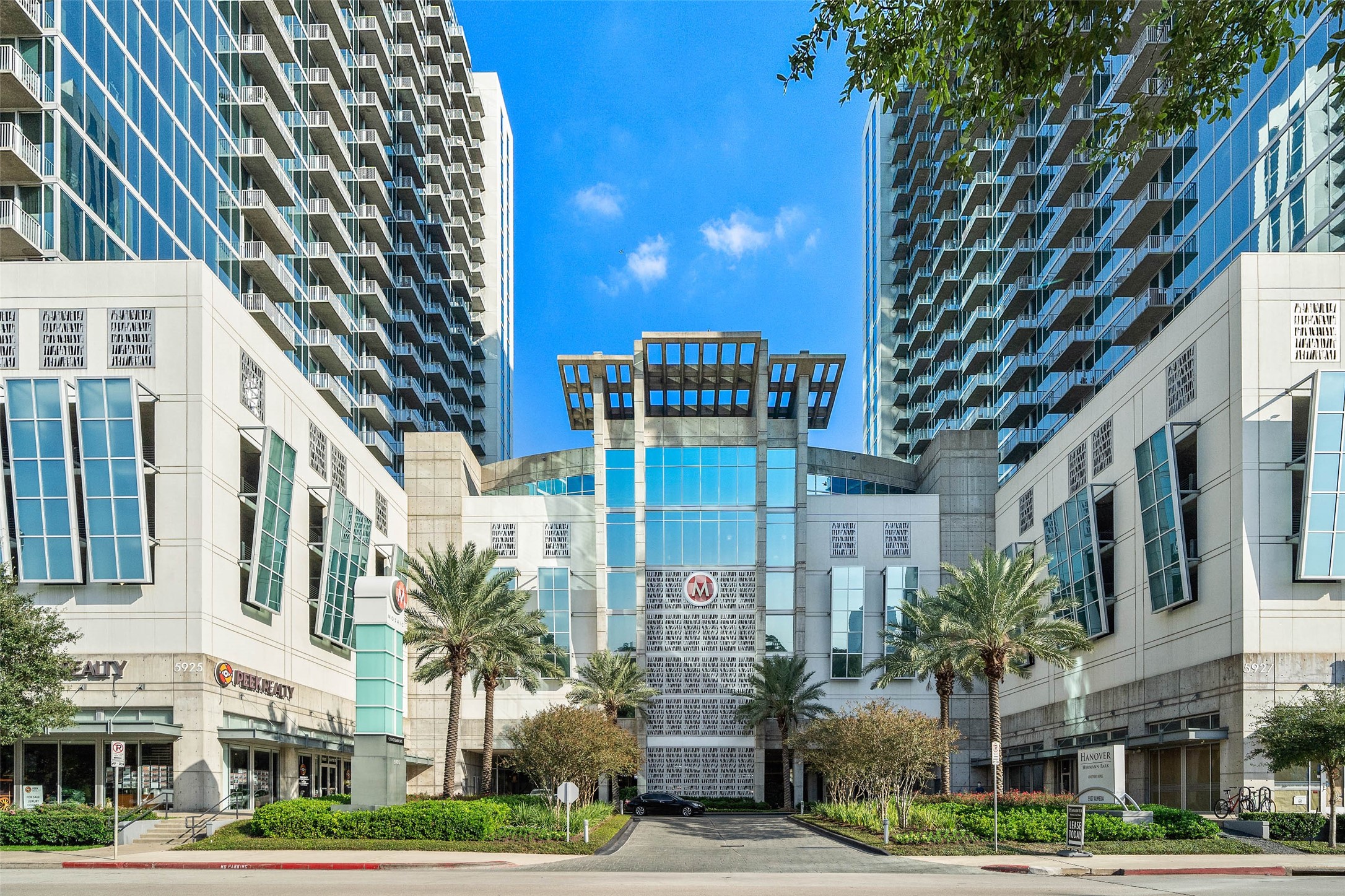5925 Almeda Road, Unit 12312 Houston, TX 77004 - Photo 19 of 19 a front view of a building