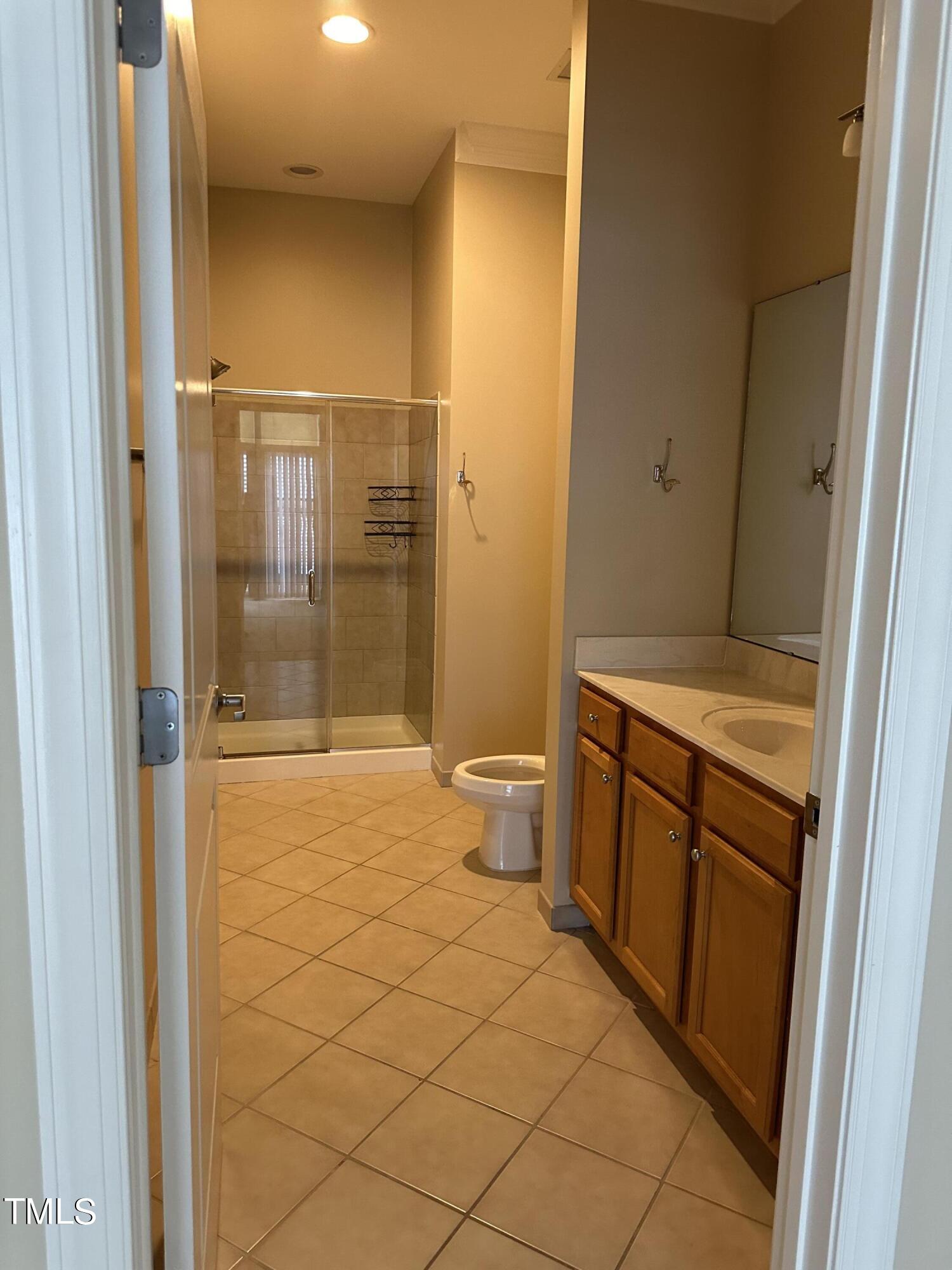 317 West Morgan Street, Unit 513 Raleigh, NC 27601 - Photo 13 of 22 Master Walk In shower