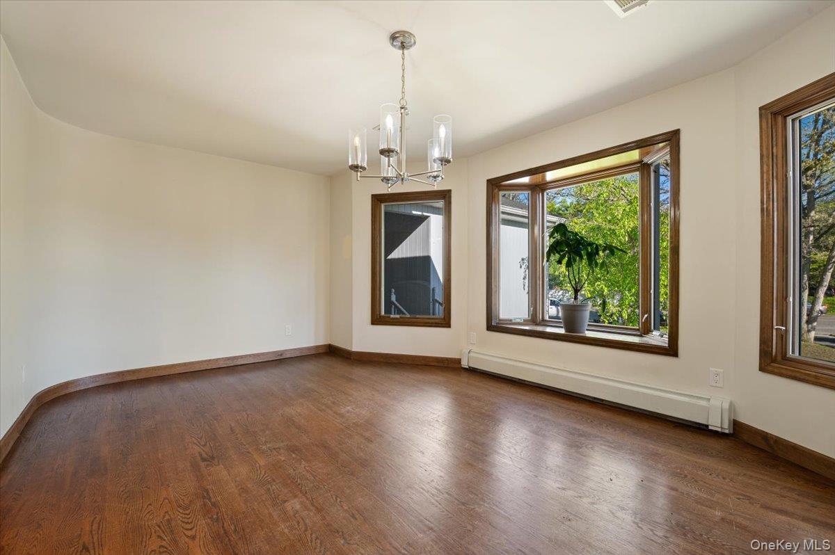 151 Seaman Neck Road Dix Hills, NY 11746 - Photo 13 of 35