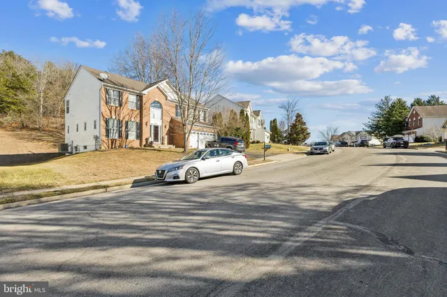 $1,500 | 2958 Myrtlewood Drive, Unit 1, Dumfries, VA 22026