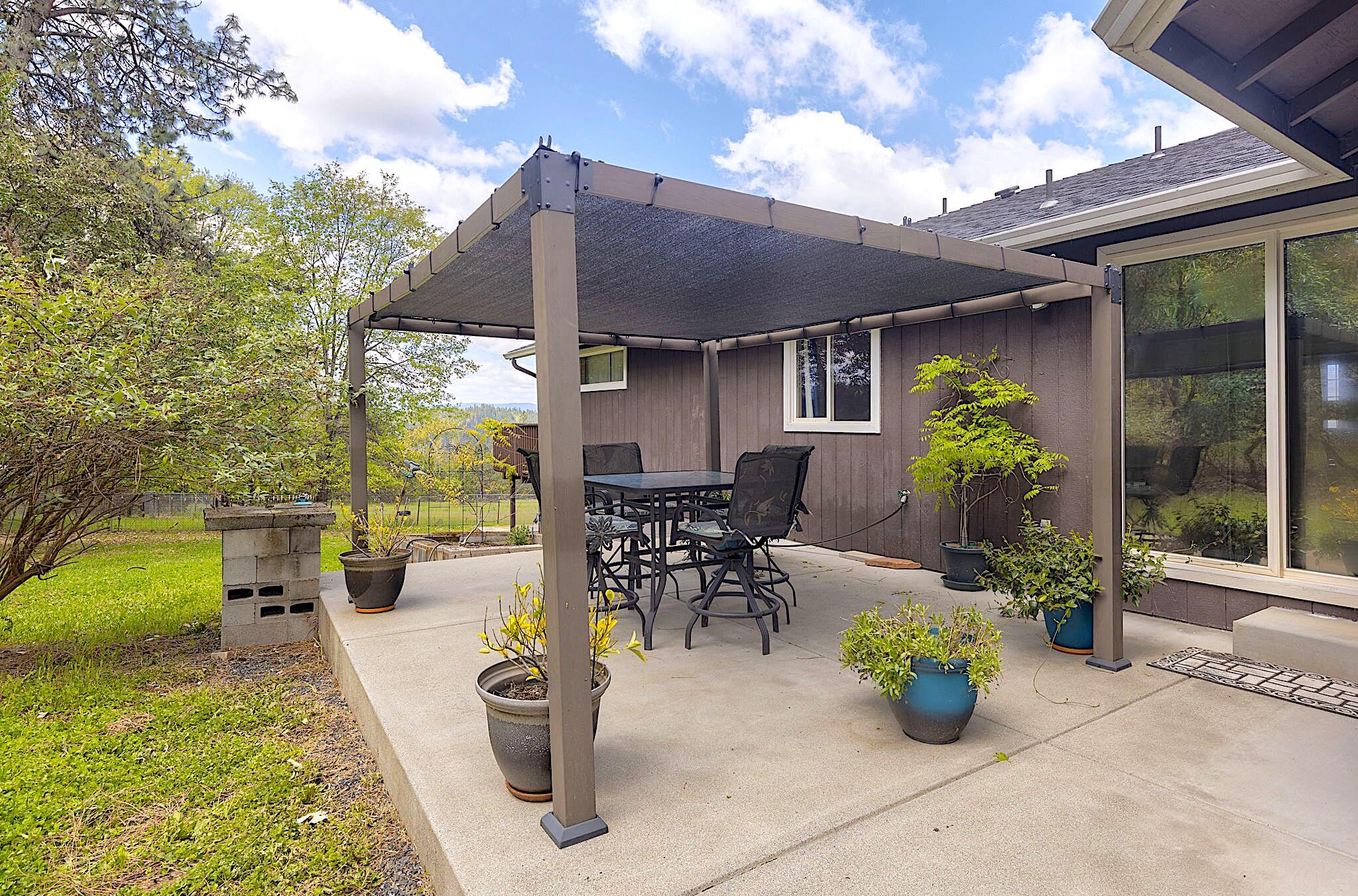 587 Summit Loop Grants Pass, OR 97527 - Photo 37 of 59 16-web-or-mls-587-summit-loop