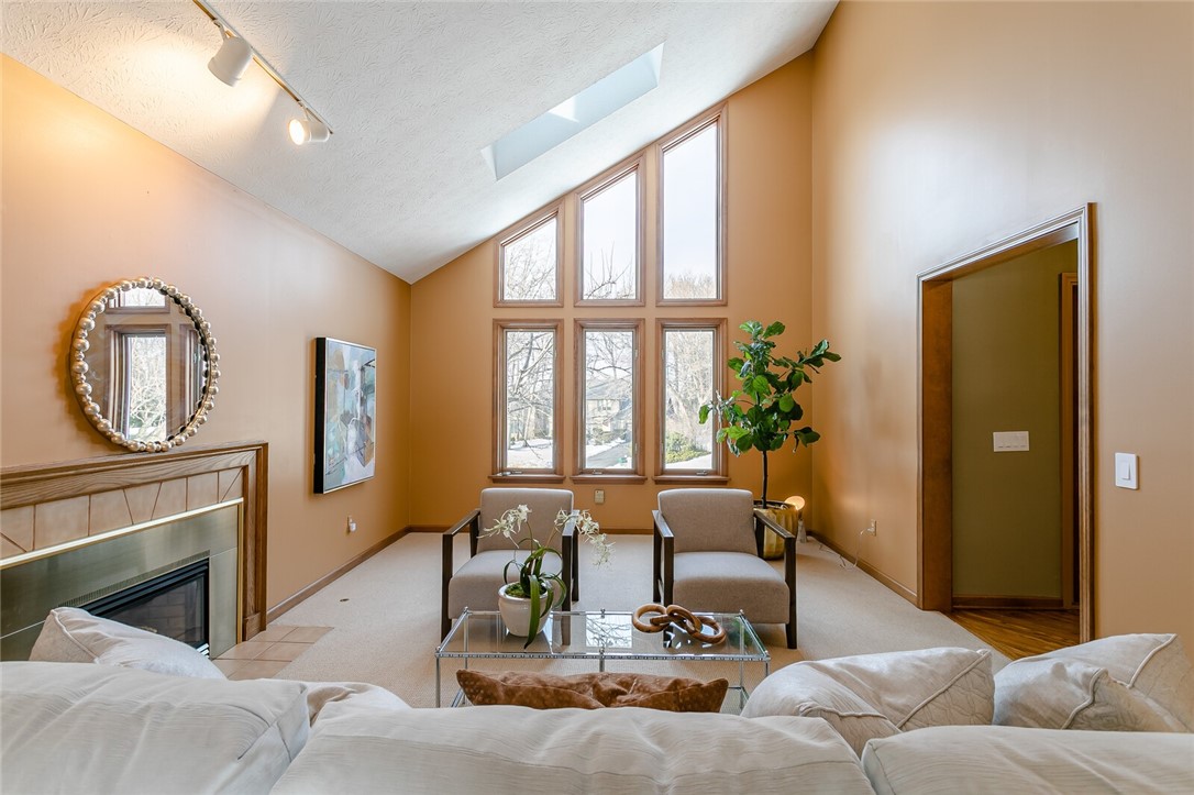 41 Split Rock Road Pittsford, NY 14534 - Photo 12 of 37