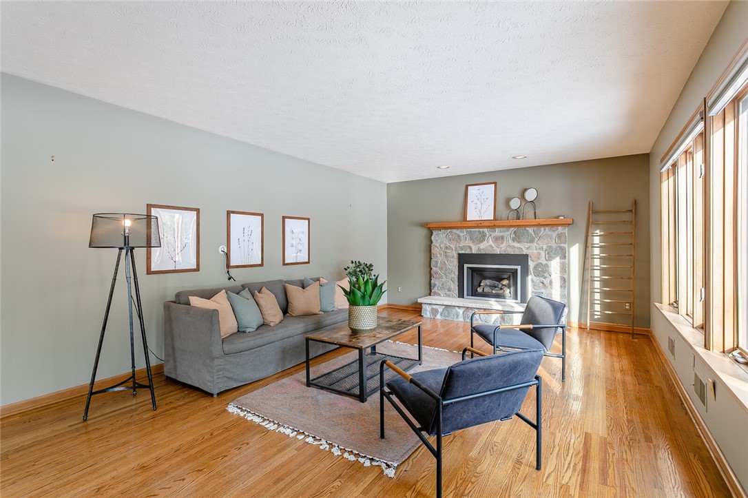 41 Split Rock Road Pittsford, NY 14534 - Photo 23 of 37