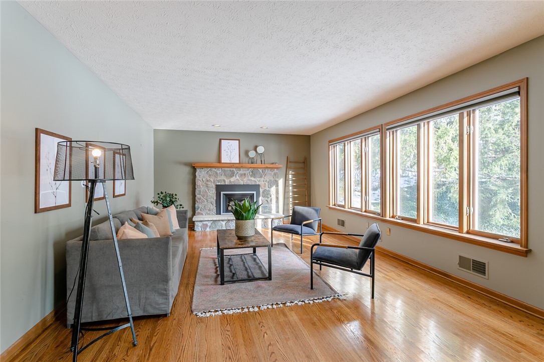 41 Split Rock Road Pittsford, NY 14534 - Photo 24 of 37