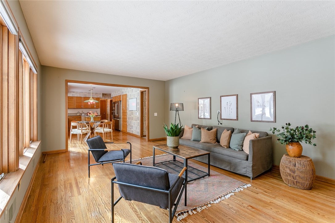 41 Split Rock Road Pittsford, NY 14534 - Photo 25 of 37