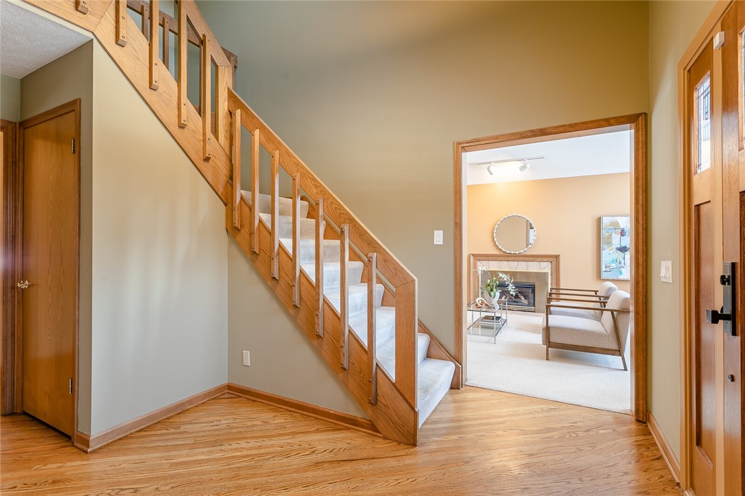 41 Split Rock Road Pittsford, NY 14534 - Photo 7 of 37