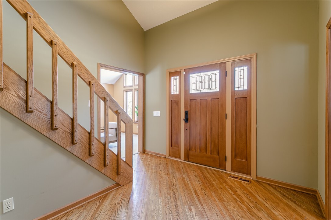 41 Split Rock Road Pittsford, NY 14534 - Photo 8 of 37