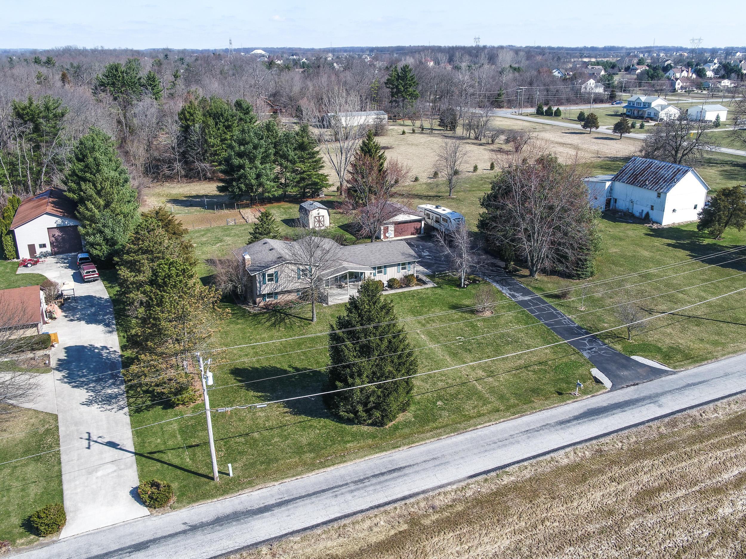 5080 Butts Road Powell, OH 43065 - Photo 3 of 35 Gallery Image 3