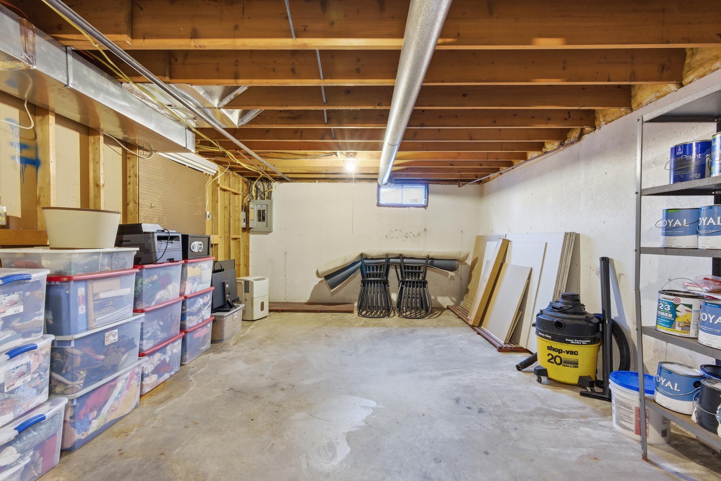 715 3rd Avenue Northwest De Motte, IN 46310 - Photo 21 of 27 2500x1668