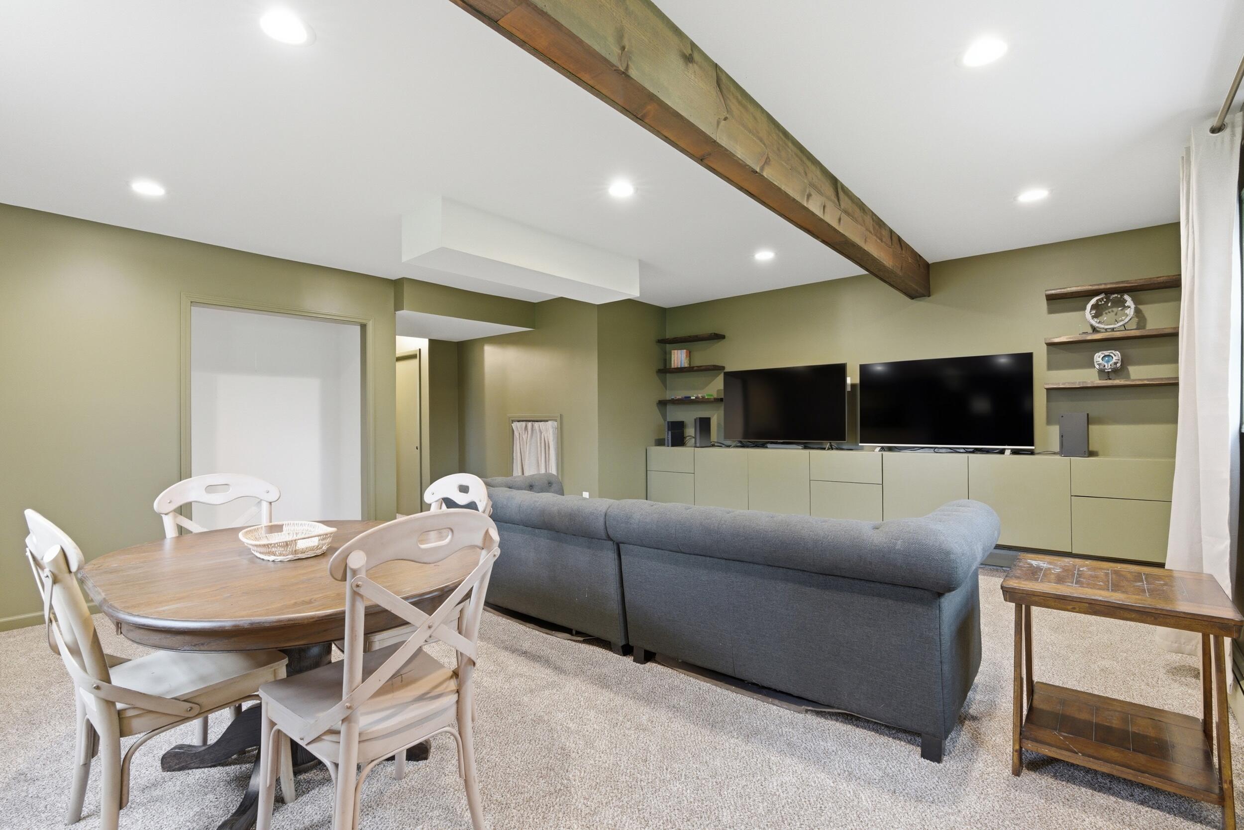 715 3rd Avenue Northwest De Motte, IN 46310 - Photo 4 of 27 2500x1668