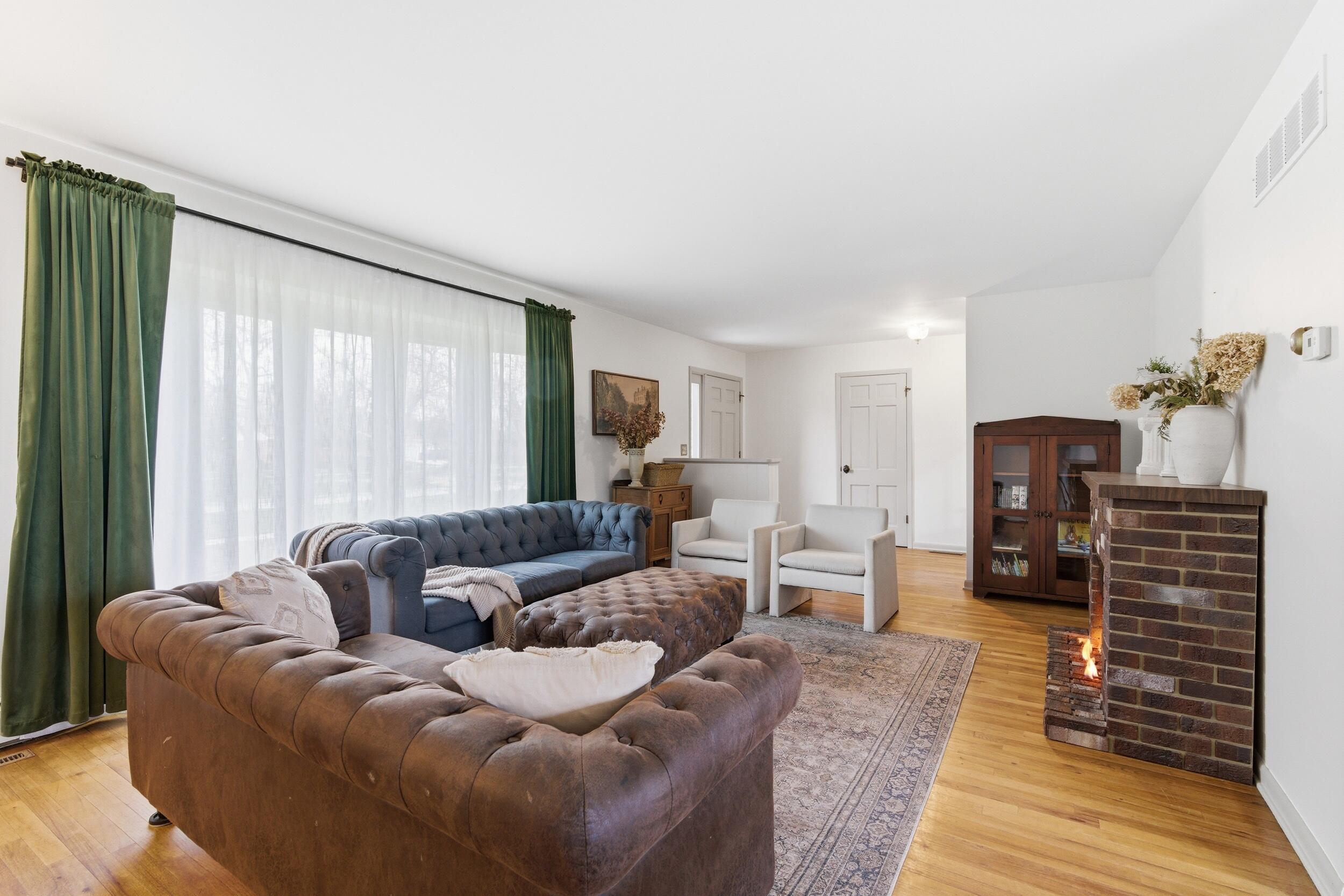 715 3rd Avenue Northwest De Motte, IN 46310 - Photo 6 of 27 2500x1668