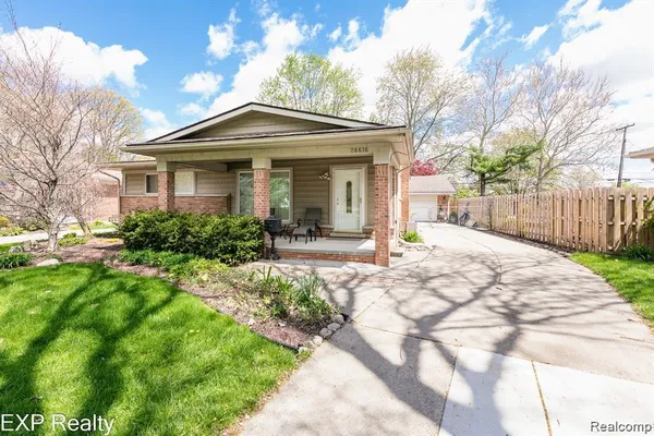 $2,500 | 26616 Rouge River Drive, Dearborn Heights, MI 48127