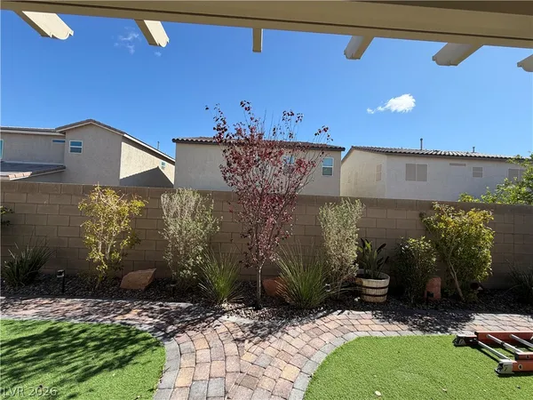 $2,400 | 4642 Engage Street, North Las Vegas, NV 89031