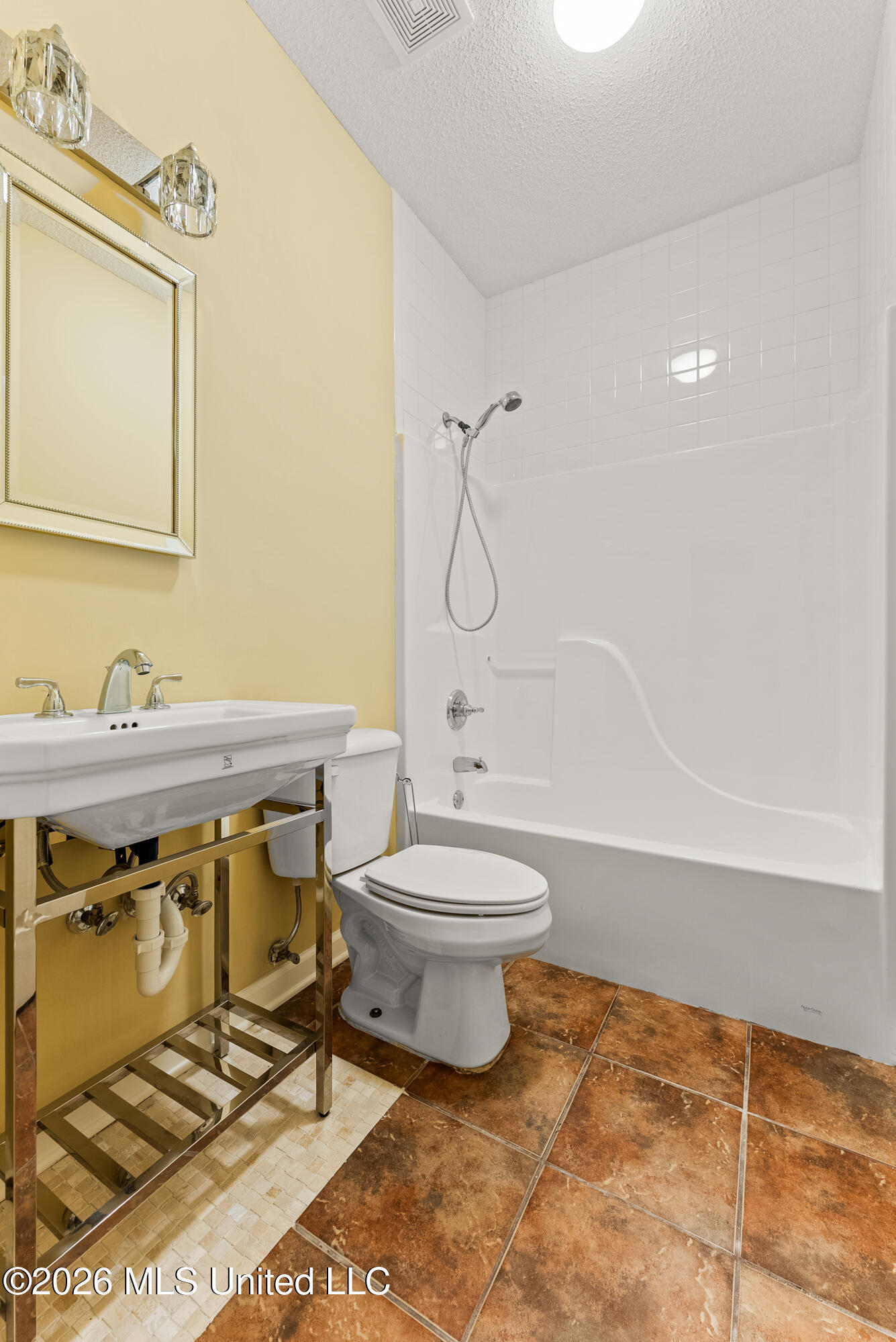 1144 Martin Circle North Hernando, MS 38632 - Photo 21 of 24 Bathroom 2