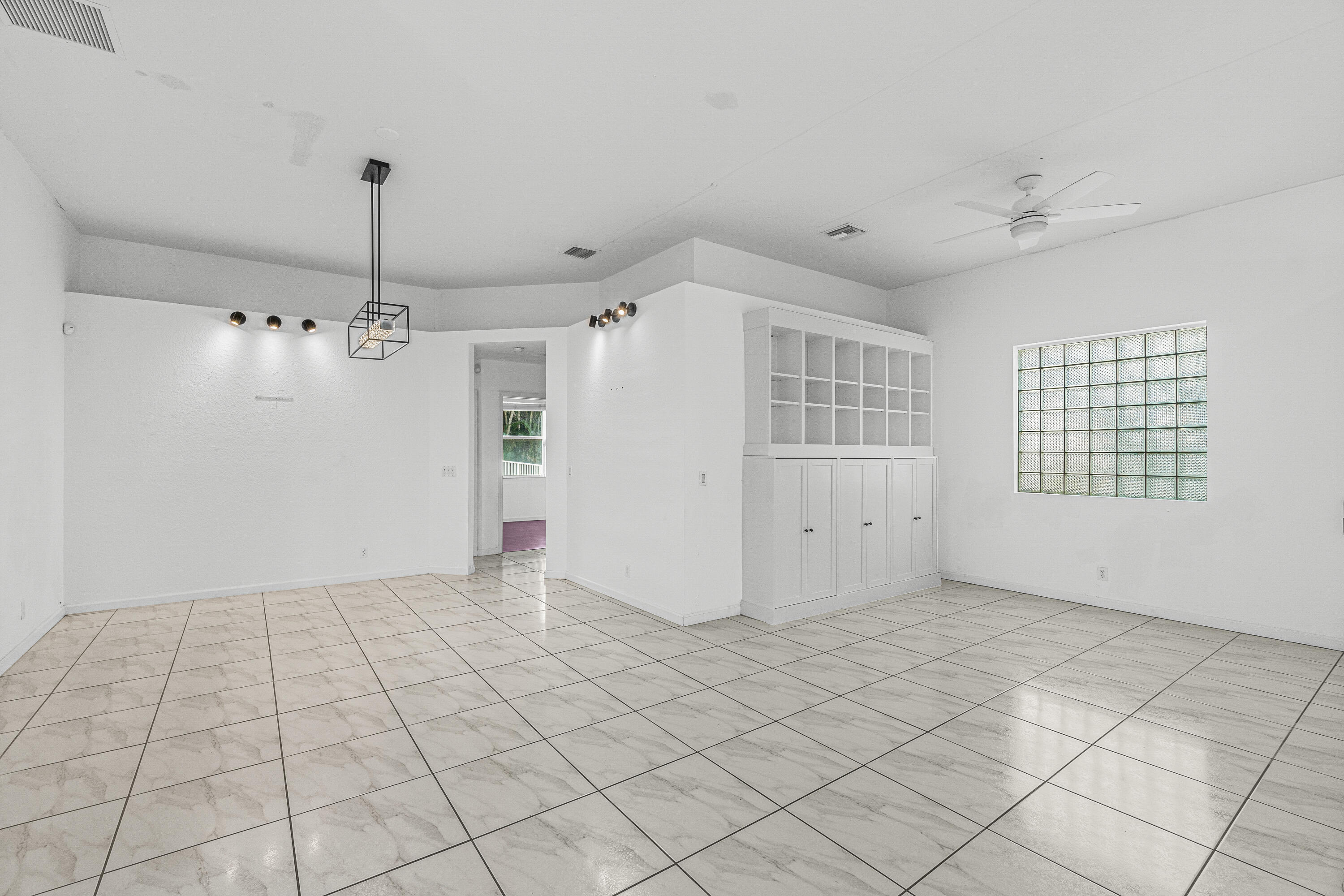 4263 Northwest 29th Way Boca Raton, FL 33434 - Photo 4 of 21 Great Room view from Front Door