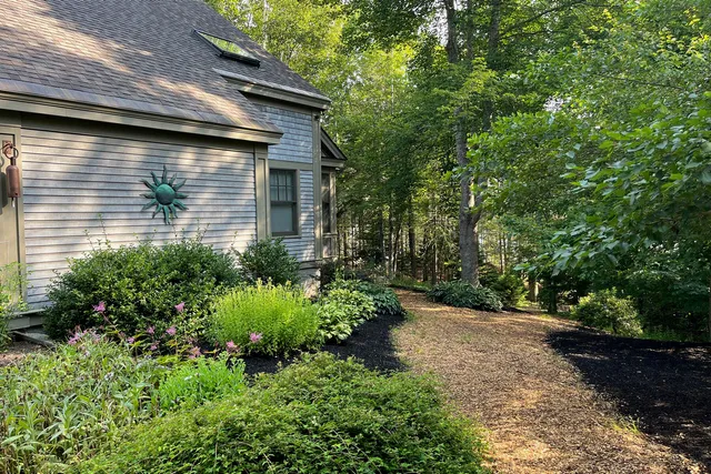 $3,500,000 | 93 Governors Point Road, Harpswell, ME 04079