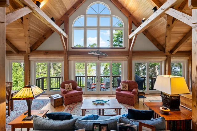$3,500,000 | 93 Governors Point Road, Harpswell, ME 04079